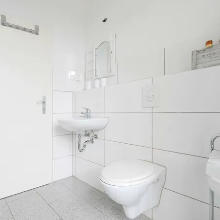 Apartment City Studio For 4, Near Sonnenallee