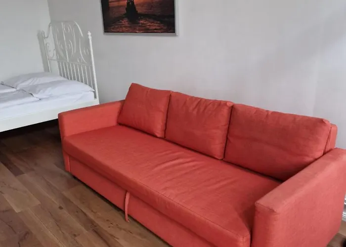 City Studio For 4, Near Sonnenallee Apartment Berlin