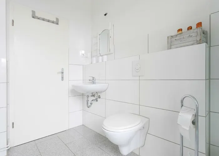 Apartment City Studio For 4, Near Sonnenallee