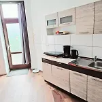 City Studio For 4, Near Sonnenallee Apartment *