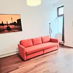 Apartment City Studio For 4, Near Sonnenallee *