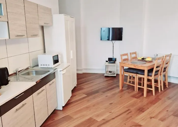 City Studio For 4, Near Sonnenallee Apartamento